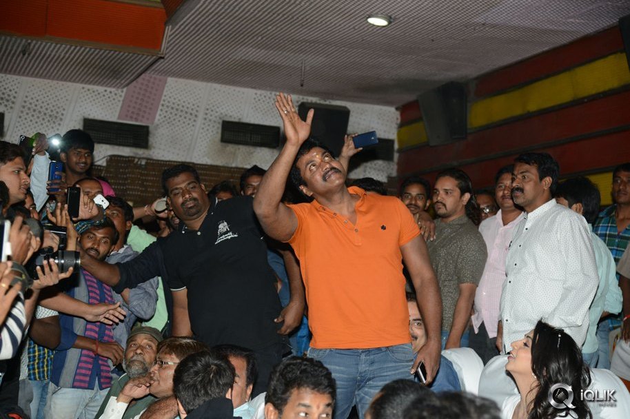 Krishnashtami-Movie-Team-at-Devi-Theater